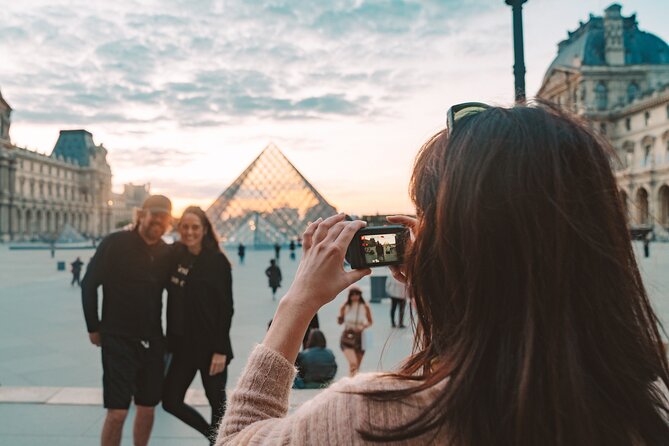 Paris Evening City of Lights Small Group Bike Tour & Boat Cruise - The Seine cruise and Eiffel Tower views