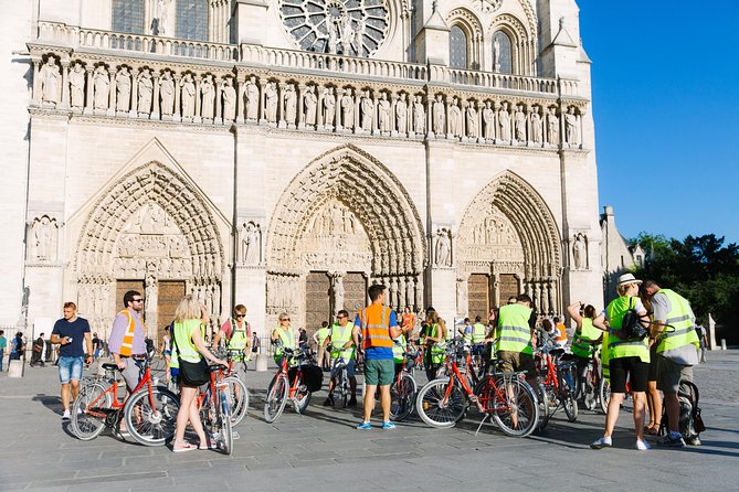 Paris Evening Snapshot Bike Tour - Why Paris looks different from a bicycle at night