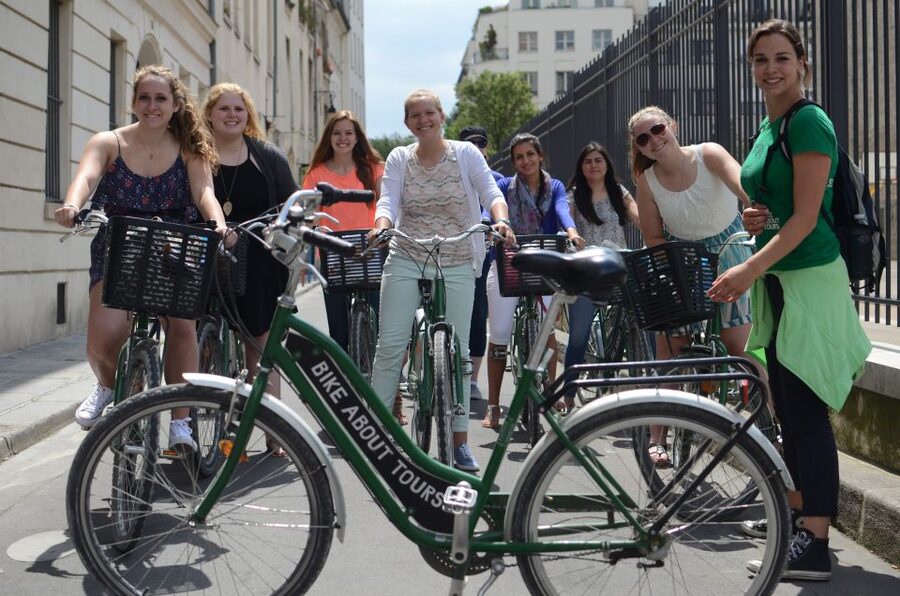 Paris: Guided Bike Tour Like a Local - Notre-Dame and the central Paris story