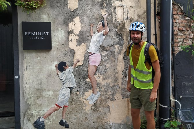 Penang George Town All-In-One Heritage Tour By Bicycle & Trishaw (Metro Bike) - Lebuh Aceh and the old Muslim pilgrimage connection