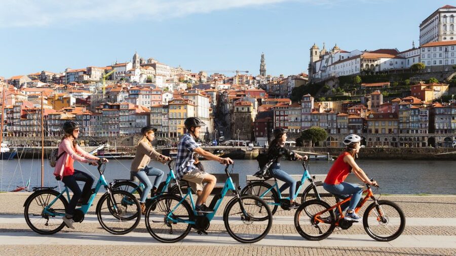 Porto: City Highlights 3-Hour Guided Electric Bike Tour - Cordoaria Garden, Clérigos, and Lello