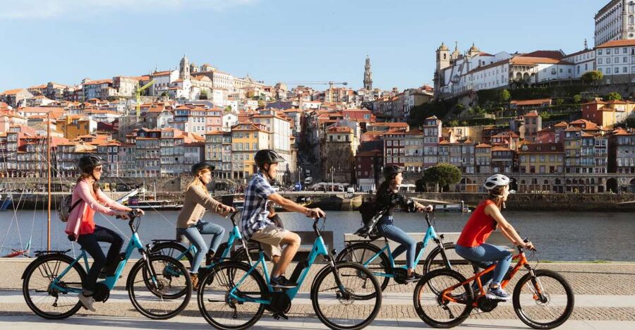 Porto: City Highlights 3-Hour Guided Electric Bike Tour - Starting near the upper city