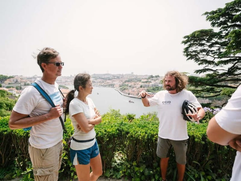 Porto: Highlights in 3 Hours E-Bike Tour - Gaia and the Douro: the best opening view