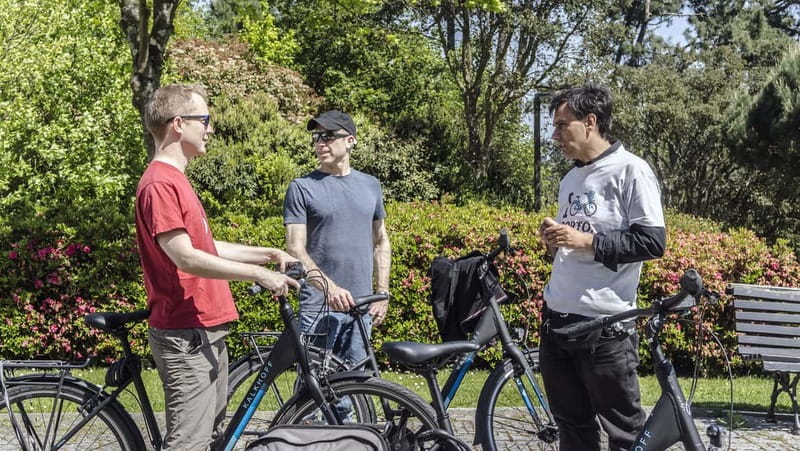 Porto Private E-Bike Tour: Douro River, Parks & Beaches - Returning through Jardim do Cálem