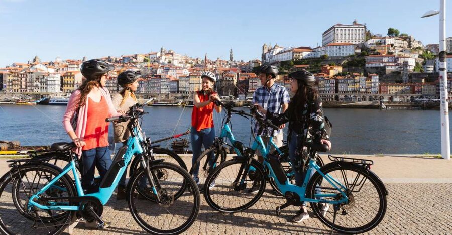 Porto: Riverside Panoramic E-Bike Tour - Key points at a glance
