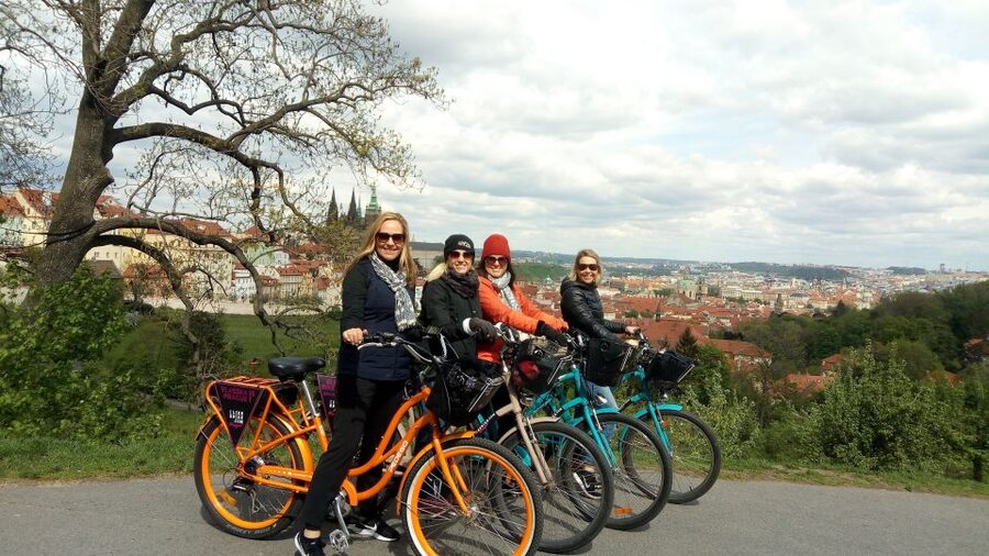 Prague: 7 Best Viewpoints of Prague E-Bike Tour - Old Town and the Jewish Quarter area
