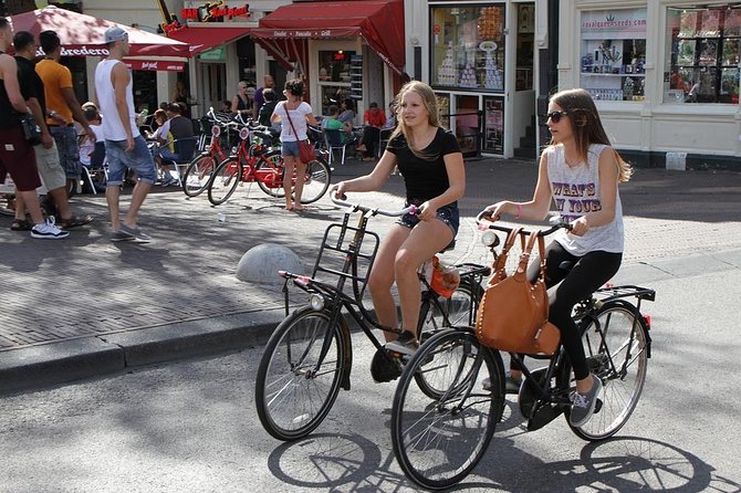 Private Amsterdam City Highlights Bike Tour (PRIVATE GUIDE) - The guides make the history personal
