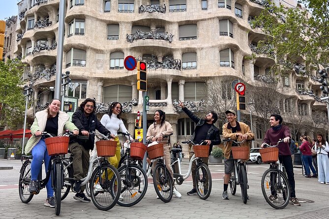 Private Bike Tours - Customizable Route, Top Barcelona Highlights - Casa Milà and Casa Batlló on Passeig de Gràcia