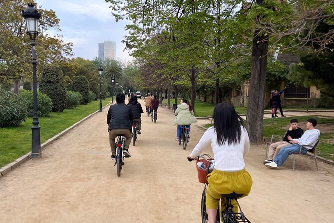 Private Bike Tours - Customizable Route, Top Barcelona Highlights - Starting near Sagrada Família in Eixample