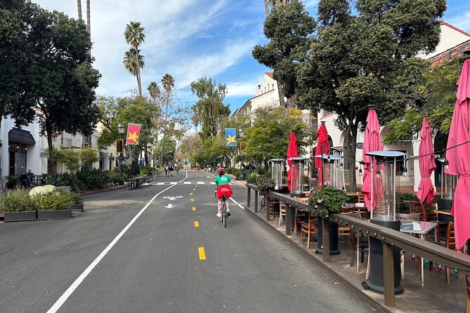 Private Guided Tour in Santa Barbara on Electric Bikes - Short downtown stops keep the route moving