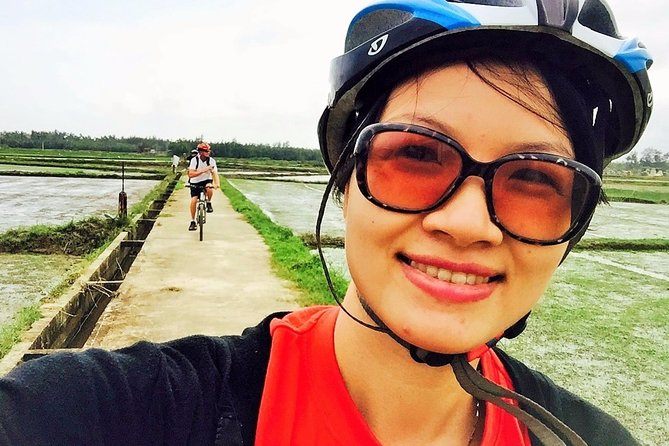 Private Hoi An Bike, Thu Bon River Cruise & Dinner Experience - Meeting at Hoi An Post Office at 3 p.m.