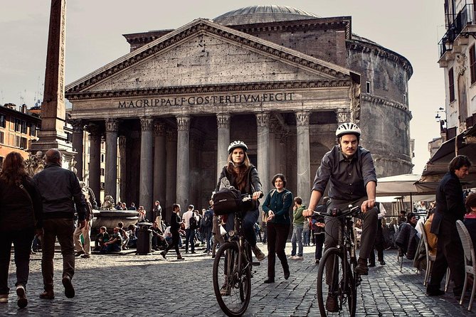 Private Rome City Bike Tour with quality Cannondale EBike - Piazza del Popolo and Villa Borghese views