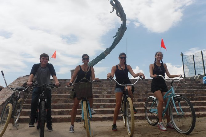 Private Tour in El Malecon Boardwalk Bike Ride - Guides, language, and the value of a private group
