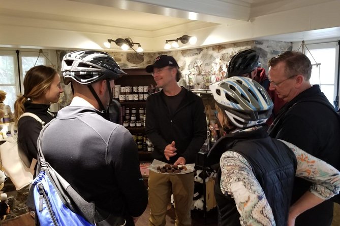 Quebec City - Guided E-Bike Tour & Tastings - Ile d'Orléans - Small Group, Big Effect on the Day
