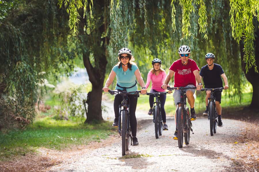 Queenstown: Arrowtown To Queenstown Biking Adventure - Morven Ferry and the Twin Rivers Trail