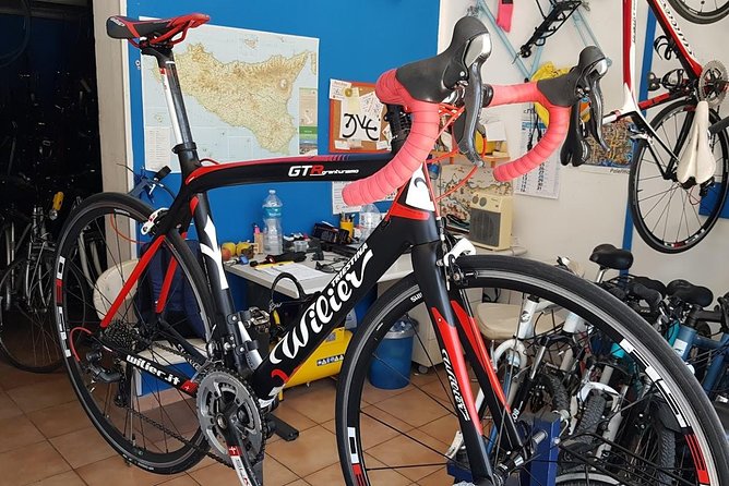 Rent road bike - Carbon or aluminum for a day in Sicily