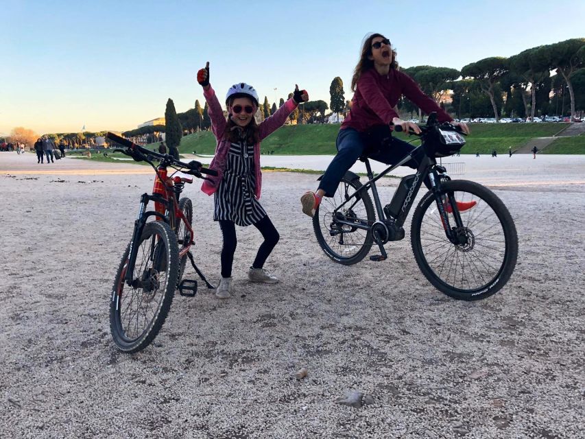 Rome: Appian Way E-Bike Tour Catacombs, Aqueducts & Picnic - From the Aurelian Walls to the ancient road
