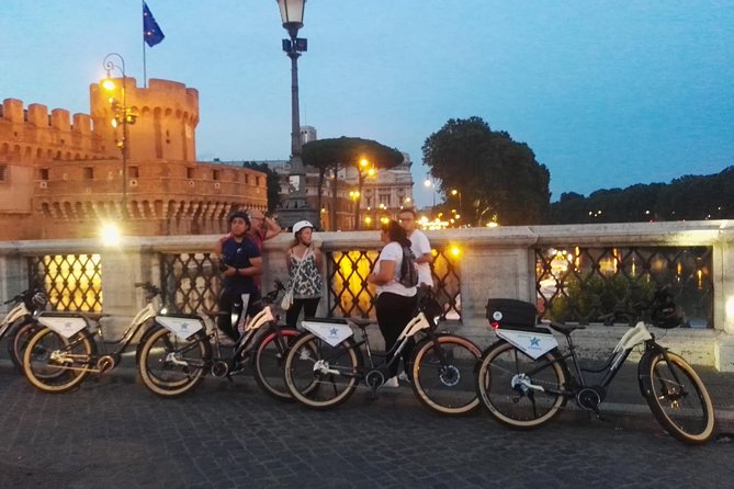 Rome by Night E-Bike Tour with Pizza Option - Why Rome works so well after sunset