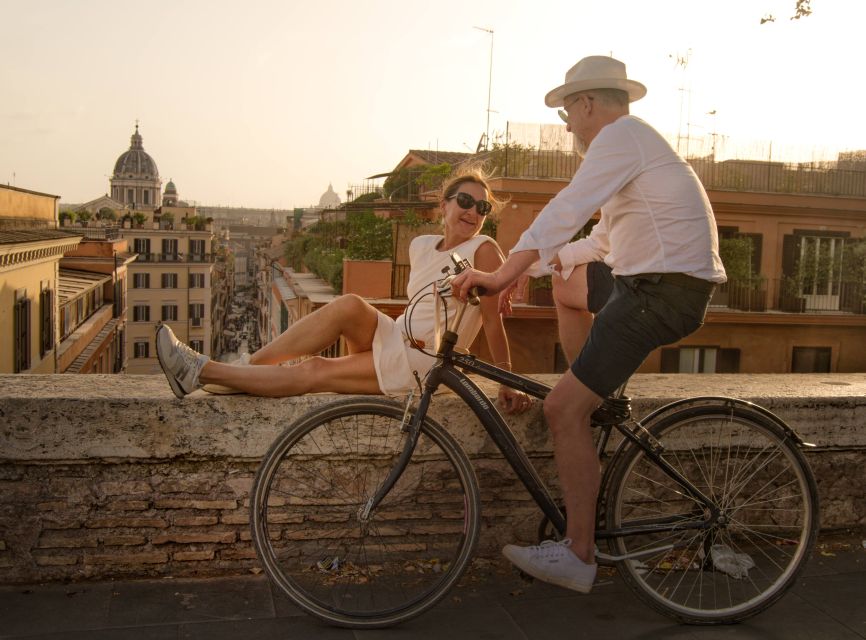 Rome: City Highlights Electric Bike Tour - A small group with a local guide