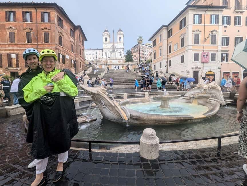 Rome: City Highlights Electric Bike Tour - Piazza Venezia and the historic center