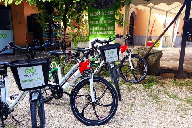 Rome E-Bike Small Group Tour of the Appian Way with Private Option - San Callisto, San Sebastiano, and the catacombs