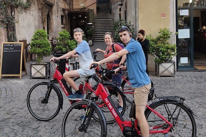 Rome E-Bike Tour: Ultimate Street Food and Market Feast - Pizza made the Roman way