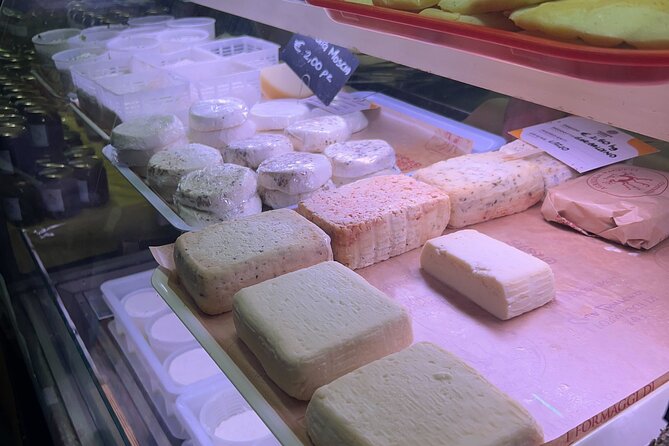 Rome E-Bike Tour: Ultimate Street Food and Market Feast - Breakfast in the Jewish Ghetto