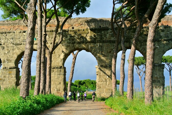 Rome EBike Tour: Appian Way, Catacombs & Roman Aqueducts - Key points at a glance