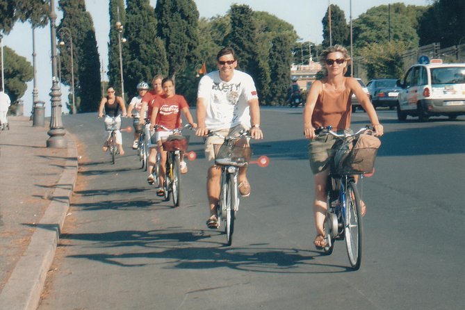 Rome Highlights by E-Bicycle Small group - Circus Maximus and ancient public life