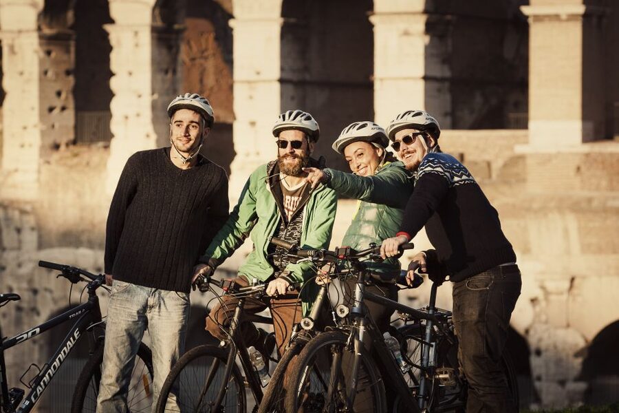 Rome: Top Highlights & Hidden Gems Tour by Cannondale E-Bike - The final Roman Forum viewpoint