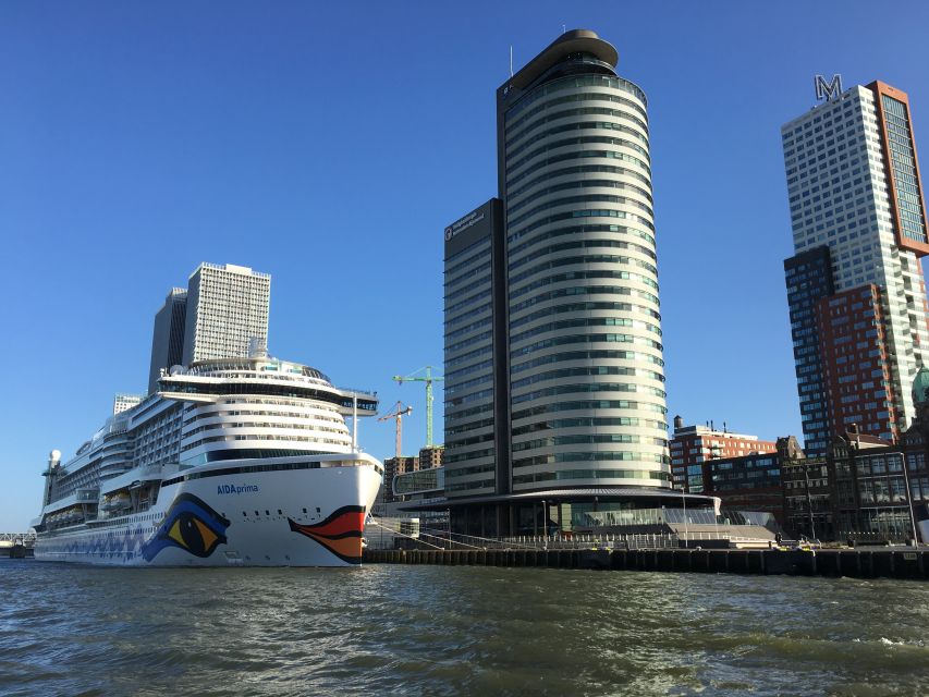 Rotterdam: 2.5-Hour Highlights Bike Tour - Crossing into Kop van Zuid