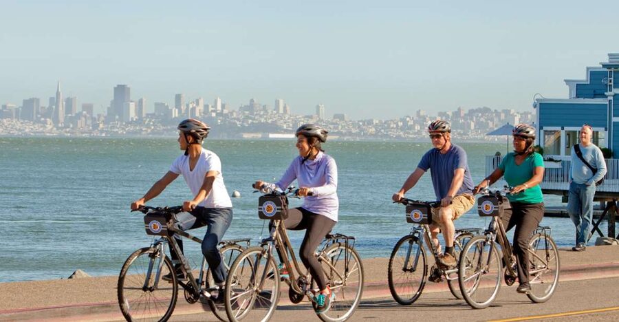 San Francisco: Golden Gate Bridge Bike Rental - Who should book this ride