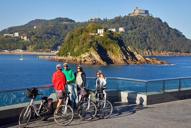 San Sebastian E-bike trour: Basque History and Cultural. - Zurriola Beach and the Atlantic edge