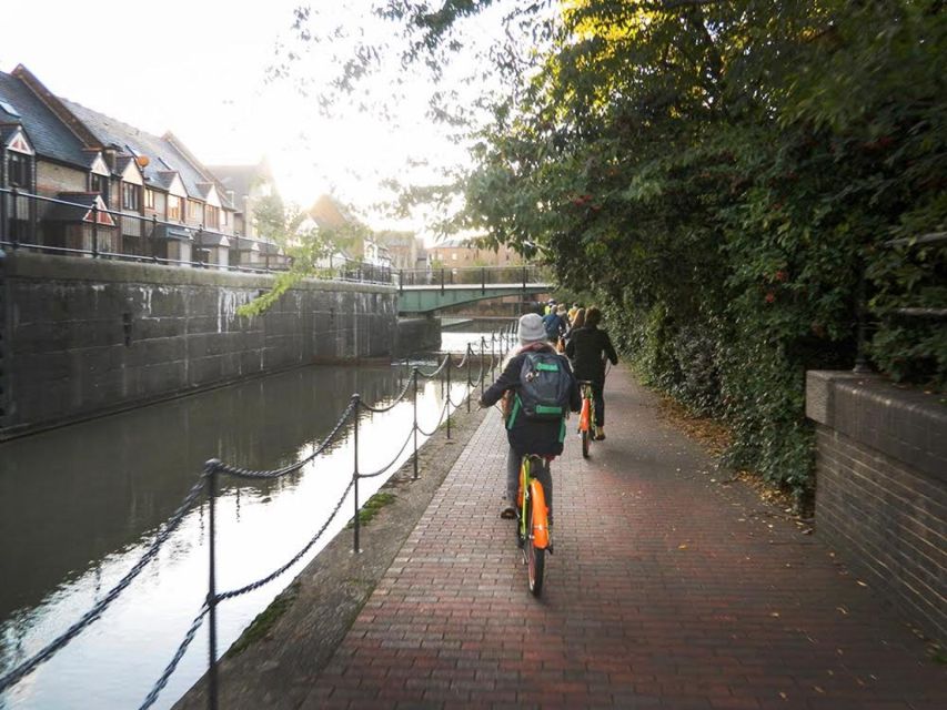 Secret London Tour by Bike - The City of London: banks, fire, and odd details