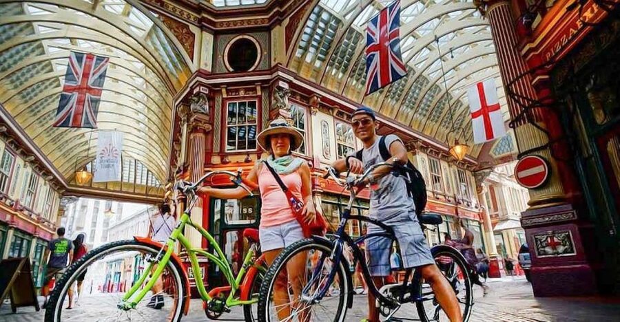 Secret London Tour by Bike - Brick Lane and the East End’s sharper character