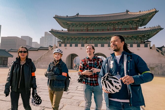 Seoul E-bike Tour - Bukchon Hanok Village and its hills