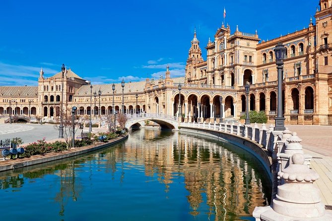 Seville Bike Tour with Full Day Bike Rental - From Trajano Street into Seville’s old center