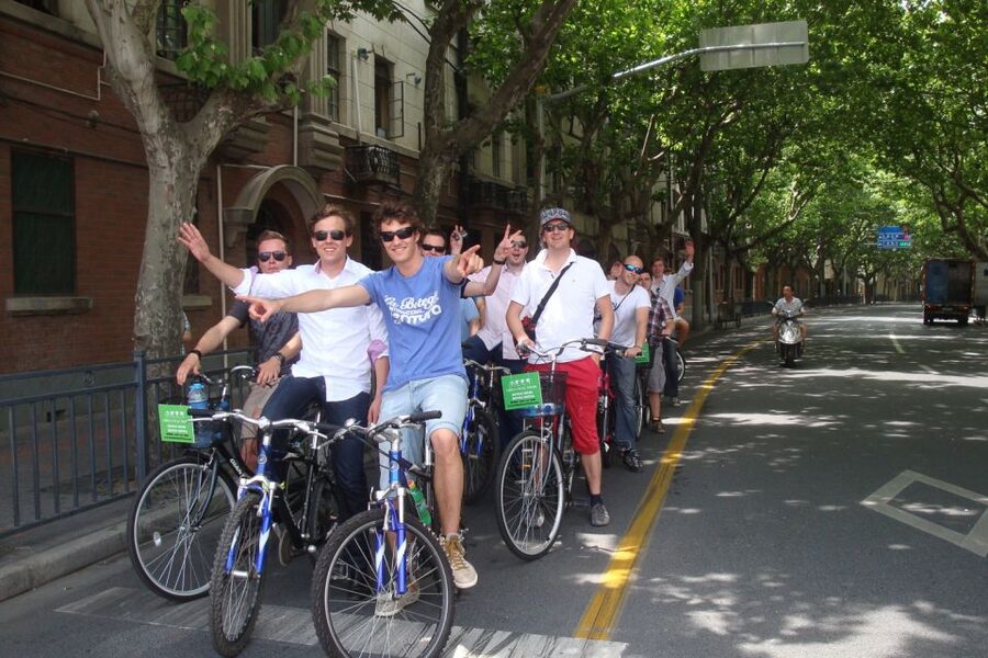 Shanghai: Half-Day Biking and Local Food Tour - What riding in Shanghai traffic is really like