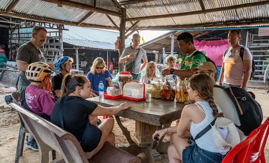 Siem Reap: Guided Countryside Bike Tour - Rice wine, lotus farms, and changing scenery