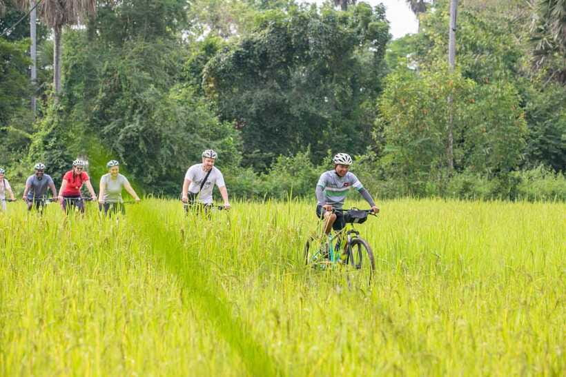 Siem Reap: Guided Countryside Bike Tour - How hard is the 18 to 19 kilometer ride?