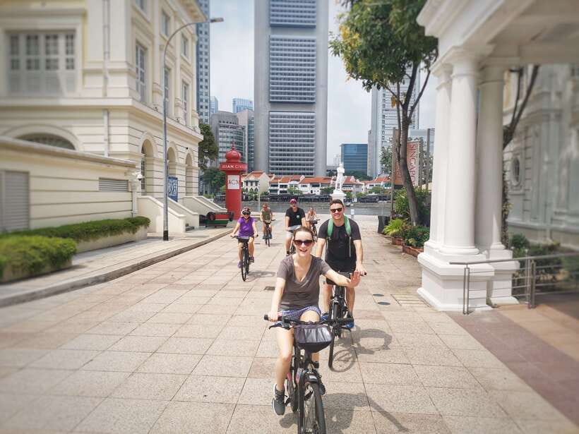 Singapore: Historical Half-Day Bike Tour - How demanding is the 16-kilometer ride?