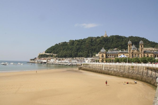 Small-Group Electric Bike Tour in San Sebastián - Why an e-bike works so well in San Sebastián