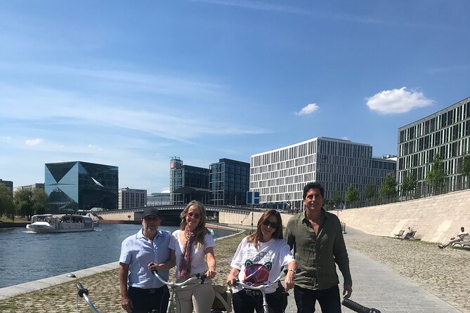 Small-Group Historical Bike Tour in Berlin - Reichstag and the Brandenburg Gate