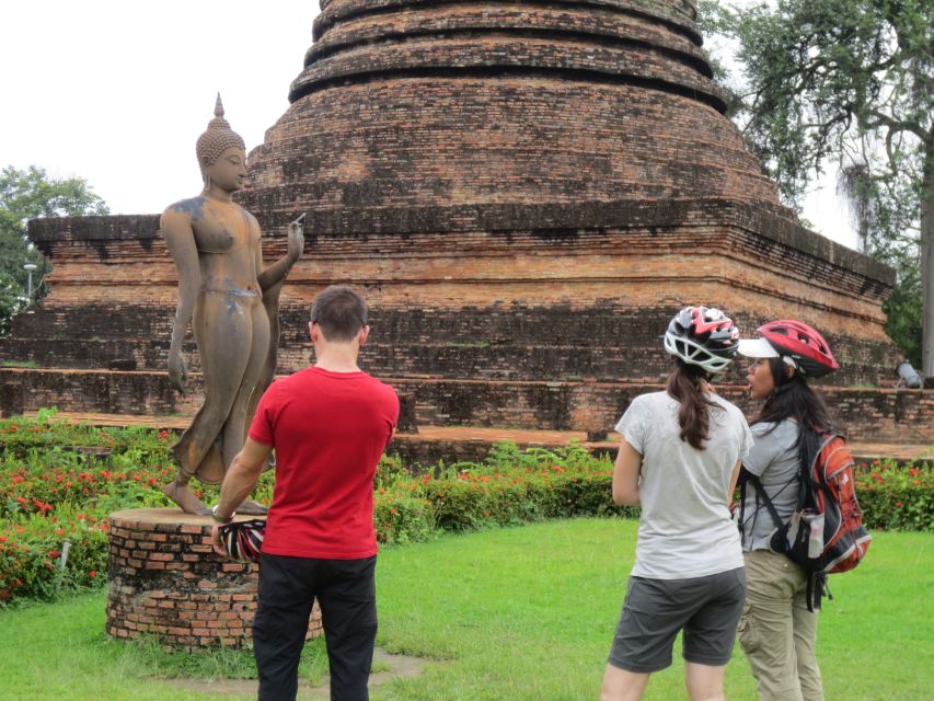 Sukhothai: Historical Park & Countryside Cycling Tour - Small details that make the day work