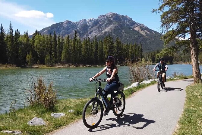 Sundance Canyon eBike and Hike Guided Tour - The two-hour hike through the canyon