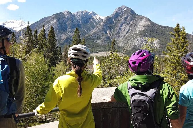 Sundance Canyon eBike and Hike Guided Tour - What the small group adds