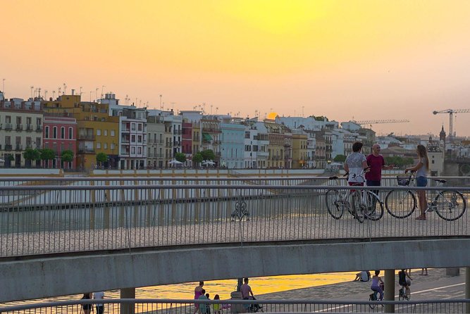 Sunset Guided Bike Tour in Seville - Why a bike is smart in Seville