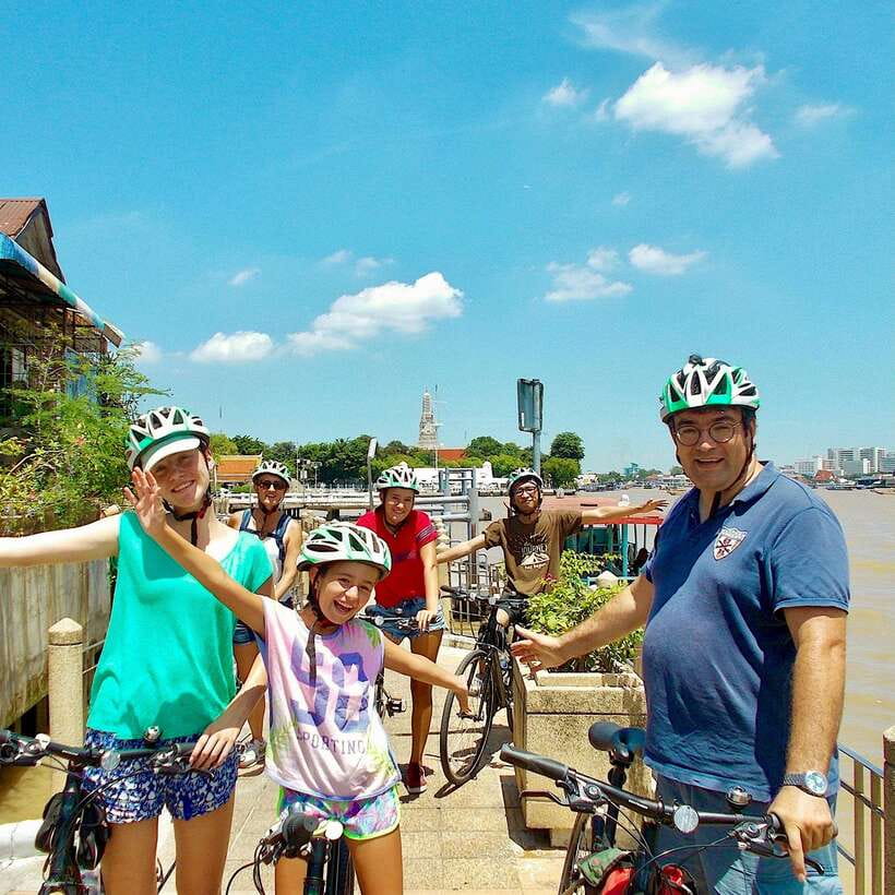 Thai culture and Bangkok local life guided bike tour - Why a bicycle is the right way to see this Bangkok