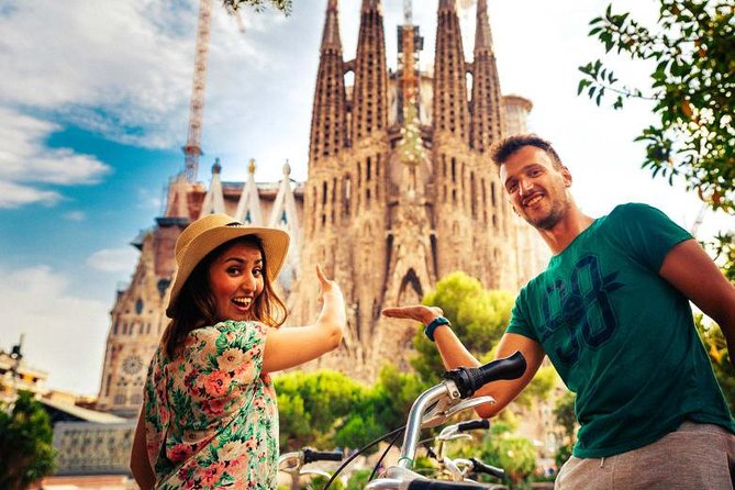 The Beauty of Barcelona by Bike: Private Tour - Plaça Reial and Palau Güell: an early look at Gaudí