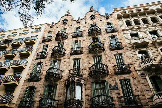 The Beauty of Barcelona by Bike: Private Tour - Casa Batlló and the curved Eixample façades